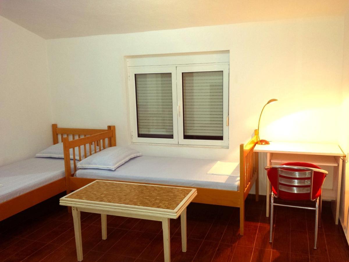 Hoxha Rooms Ούλτσιν Δωμάτιο φωτογραφία