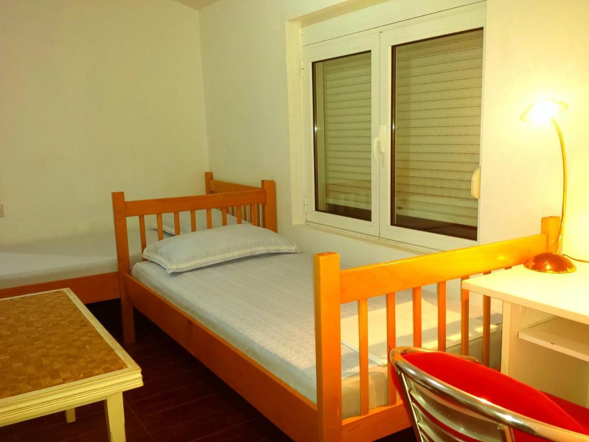 Hoxha Rooms Ούλτσιν Δωμάτιο φωτογραφία
