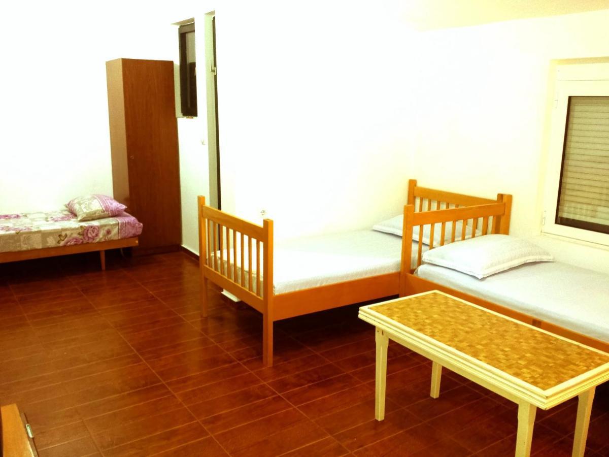 Hoxha Rooms Ούλτσιν Δωμάτιο φωτογραφία